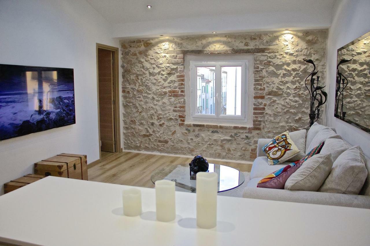 Duplex Fontaine - Appartement Duplex Coeur Vieil Antibes Old City Marche Provencal Exterior photo